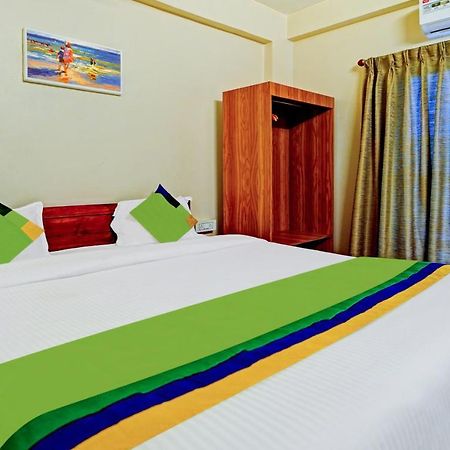 Treebo Ss Residency, Dapoli Hotel Exterior photo